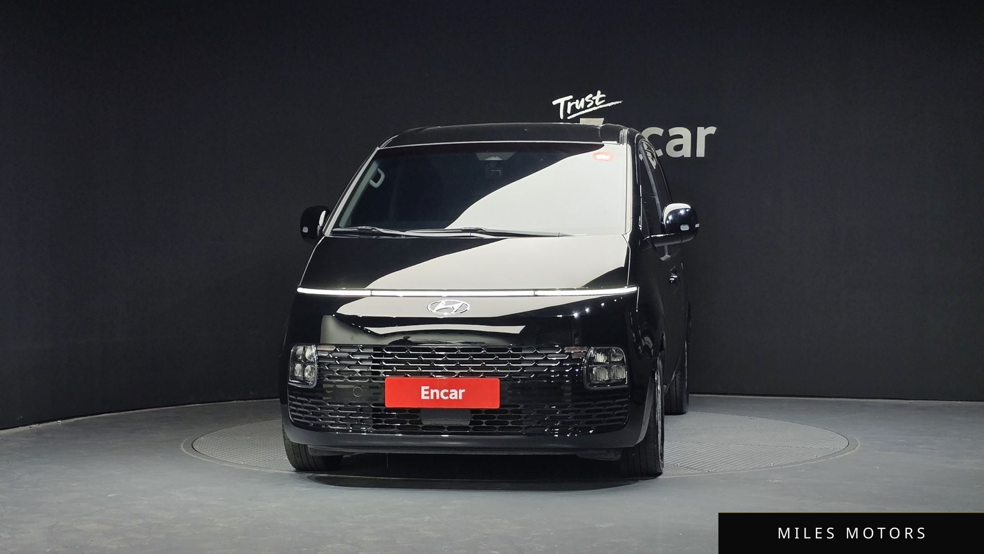 Hyundai Staria 2022 — миниатюра 3