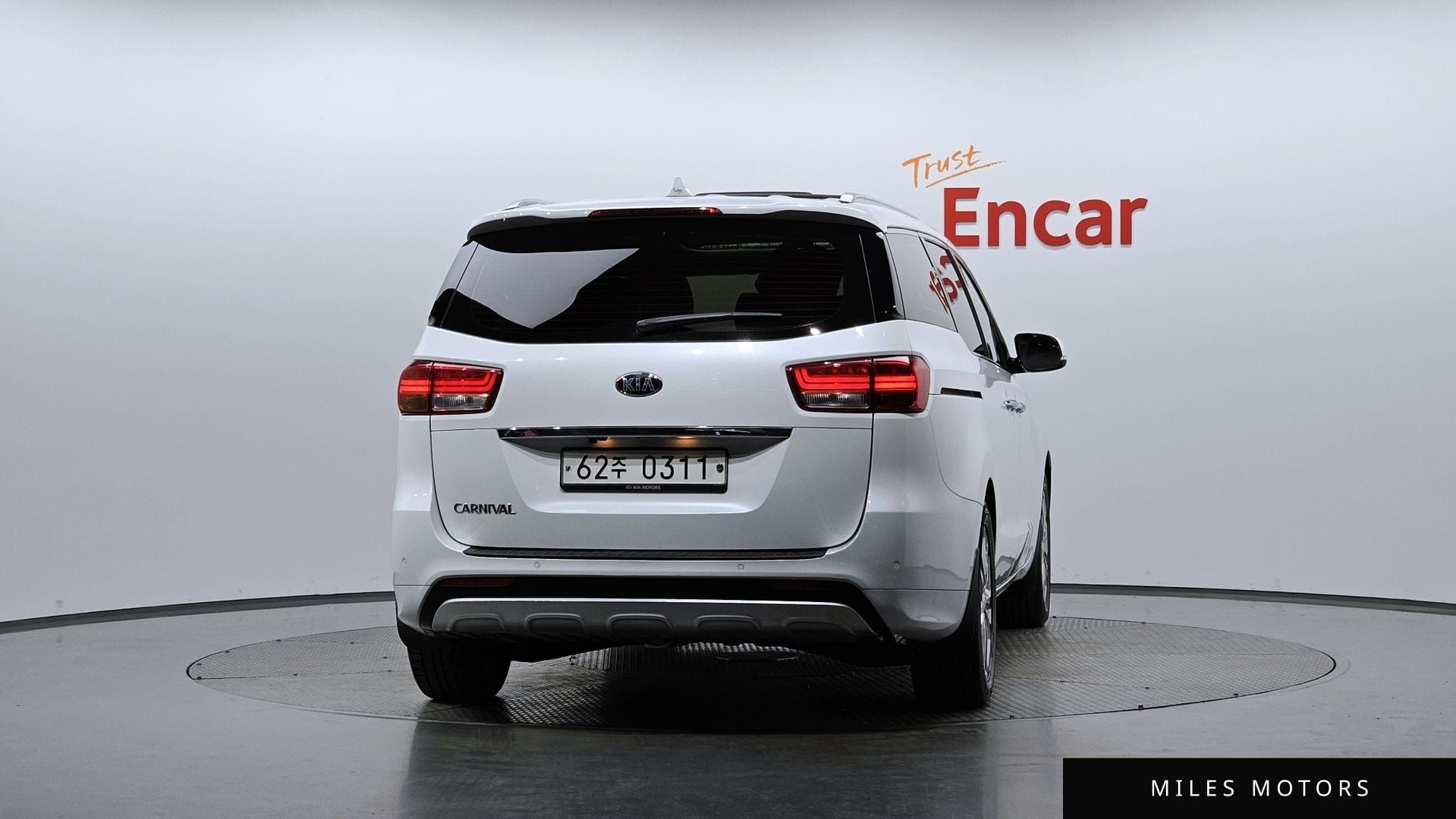Kia Canival 2017 — миниатюра 3