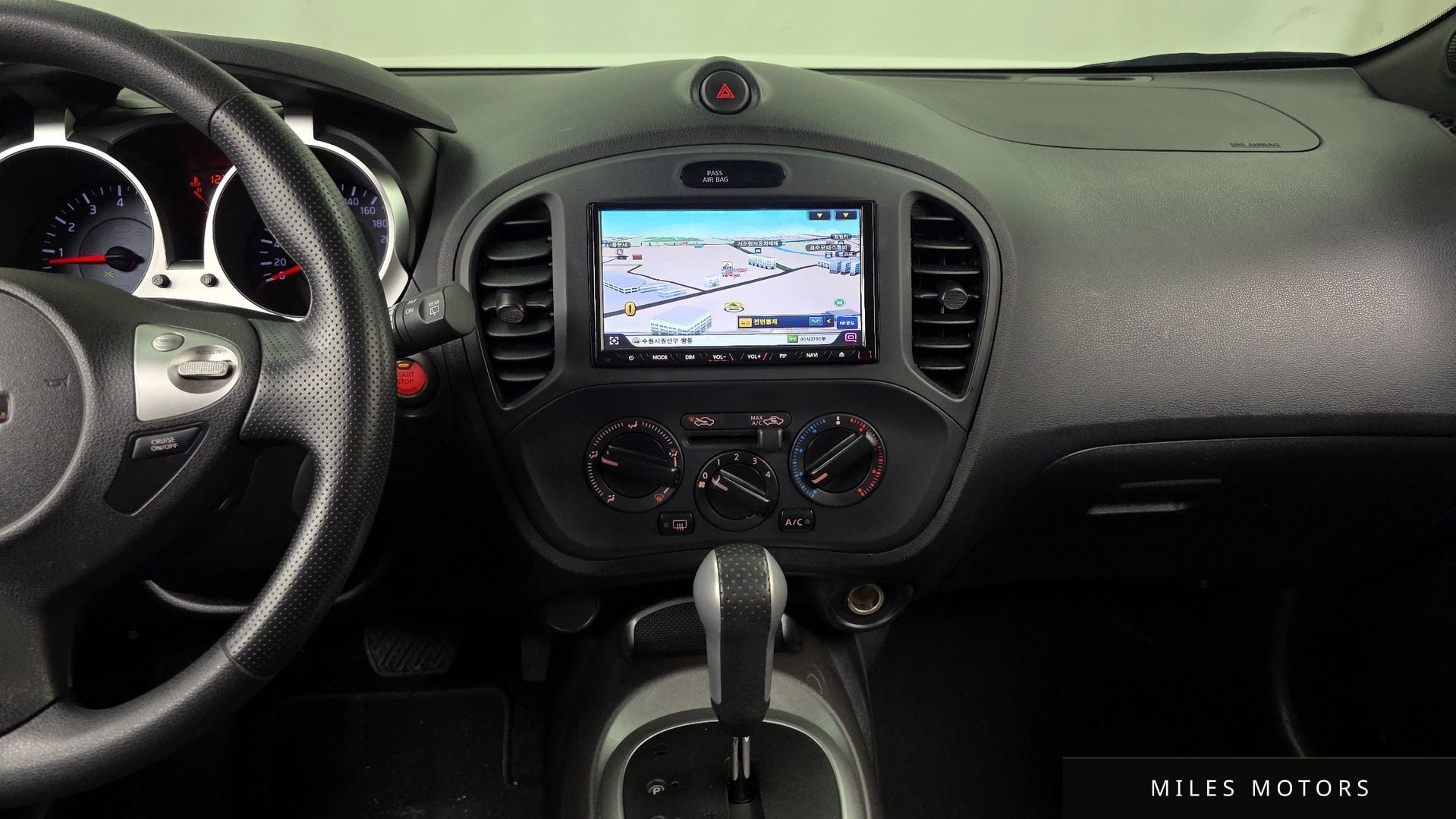 Nissan 쥬크 2014 — миниатюра 14