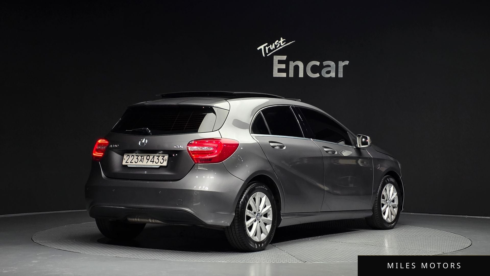 Mercedes-Benz A-Class W176 2015 — миниатюра 2