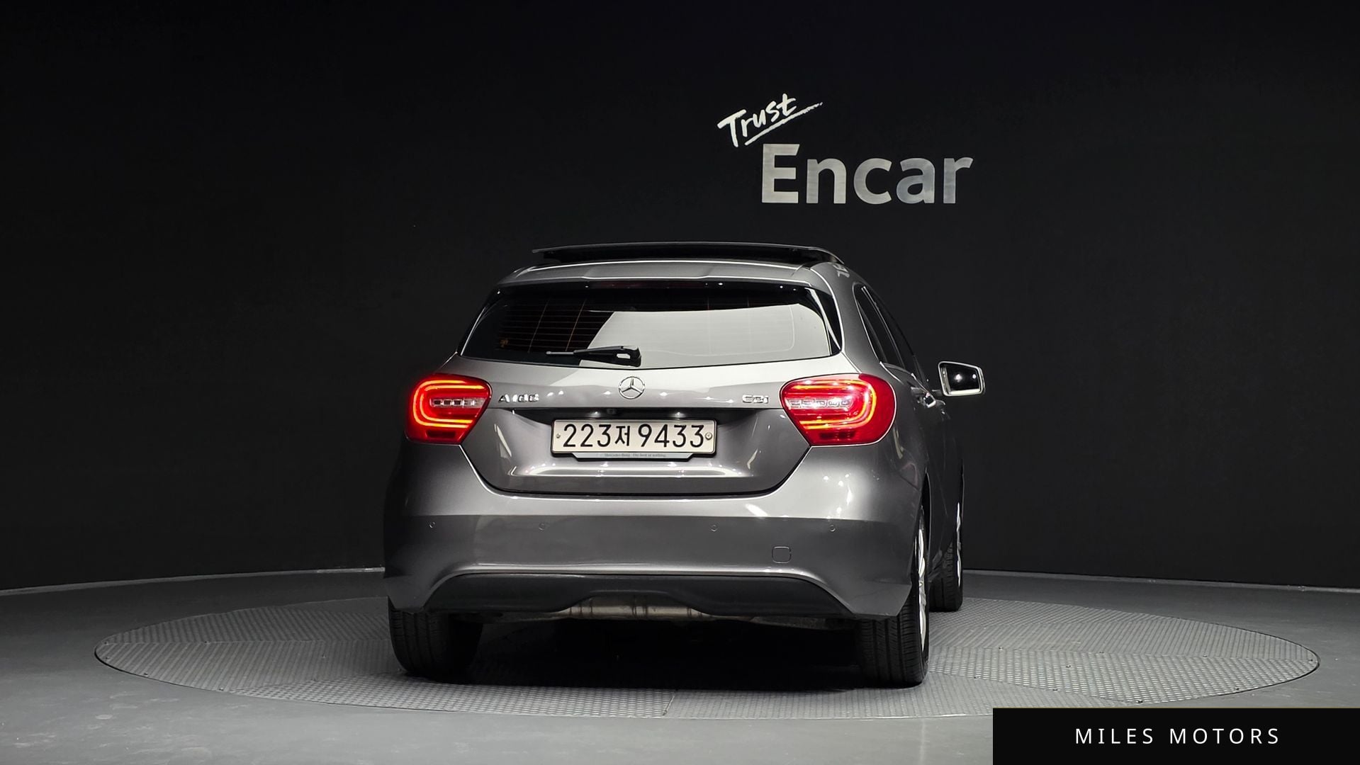 Mercedes-Benz A-Class W176 2015 — миниатюра 4