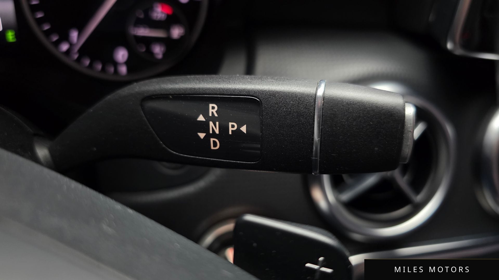 Mercedes-Benz A-Class W176 2015 — миниатюра 9