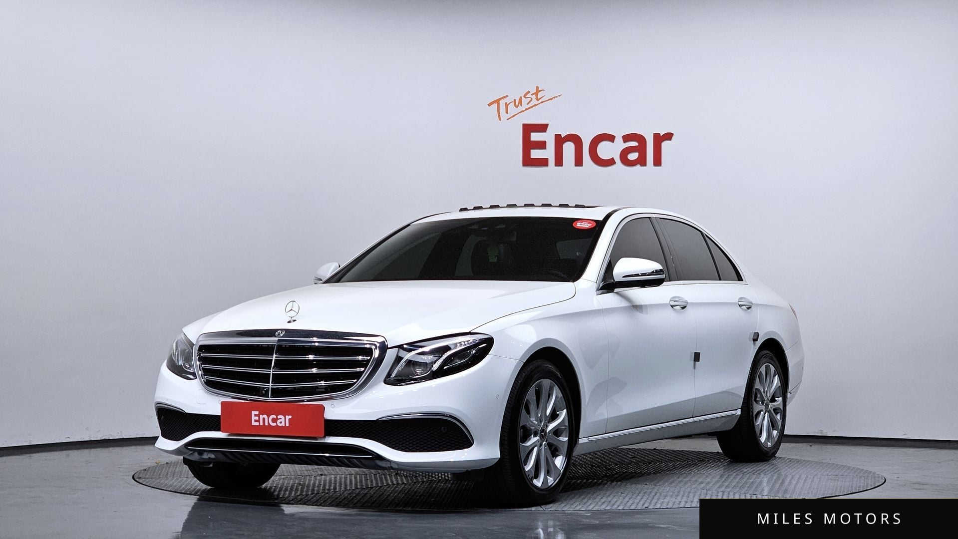 Mercedes-Benz E-Class W213 2018 — фото 1 из 12