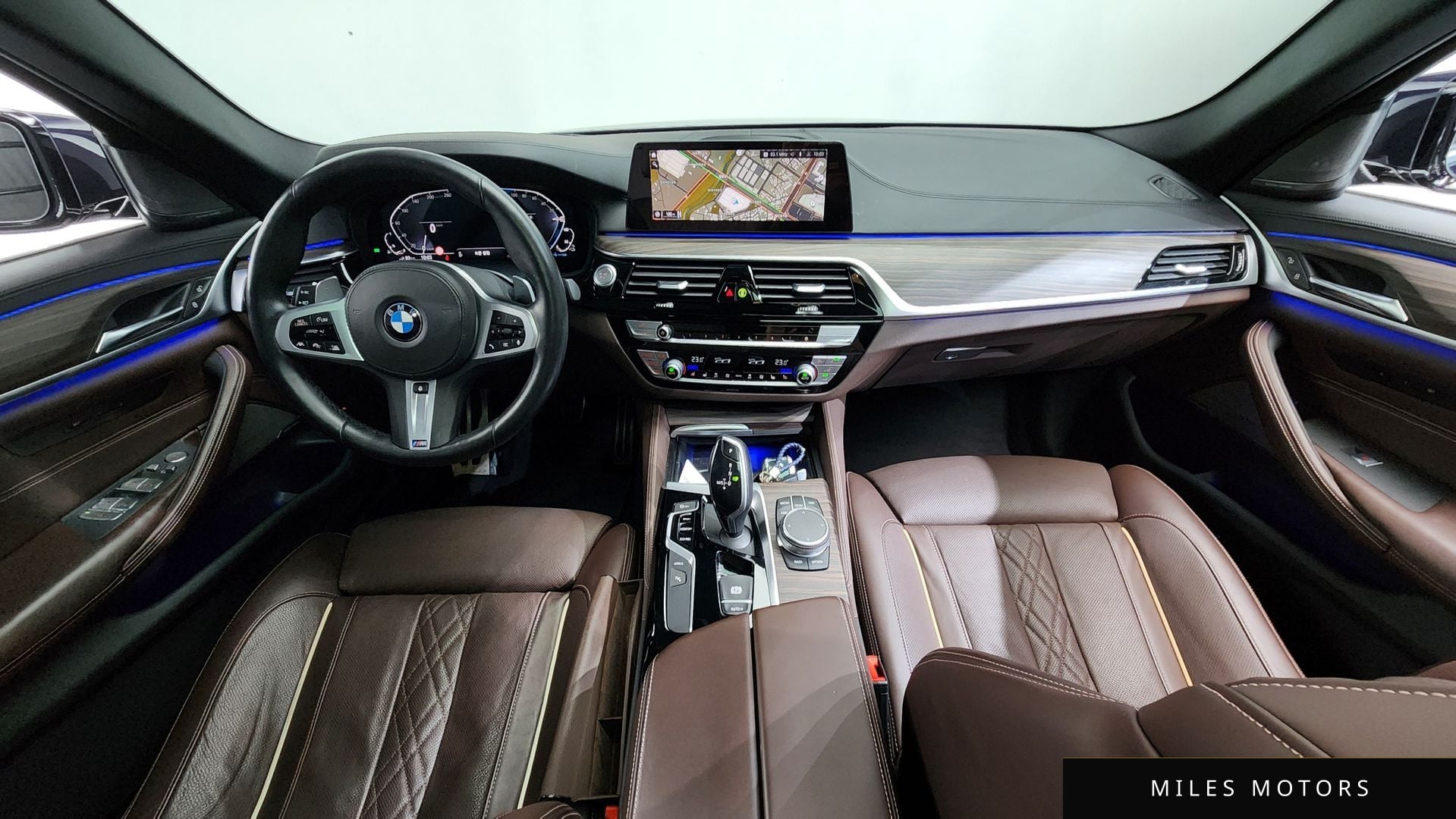 BMW 5 Series (G30) 2020 — миниатюра 10