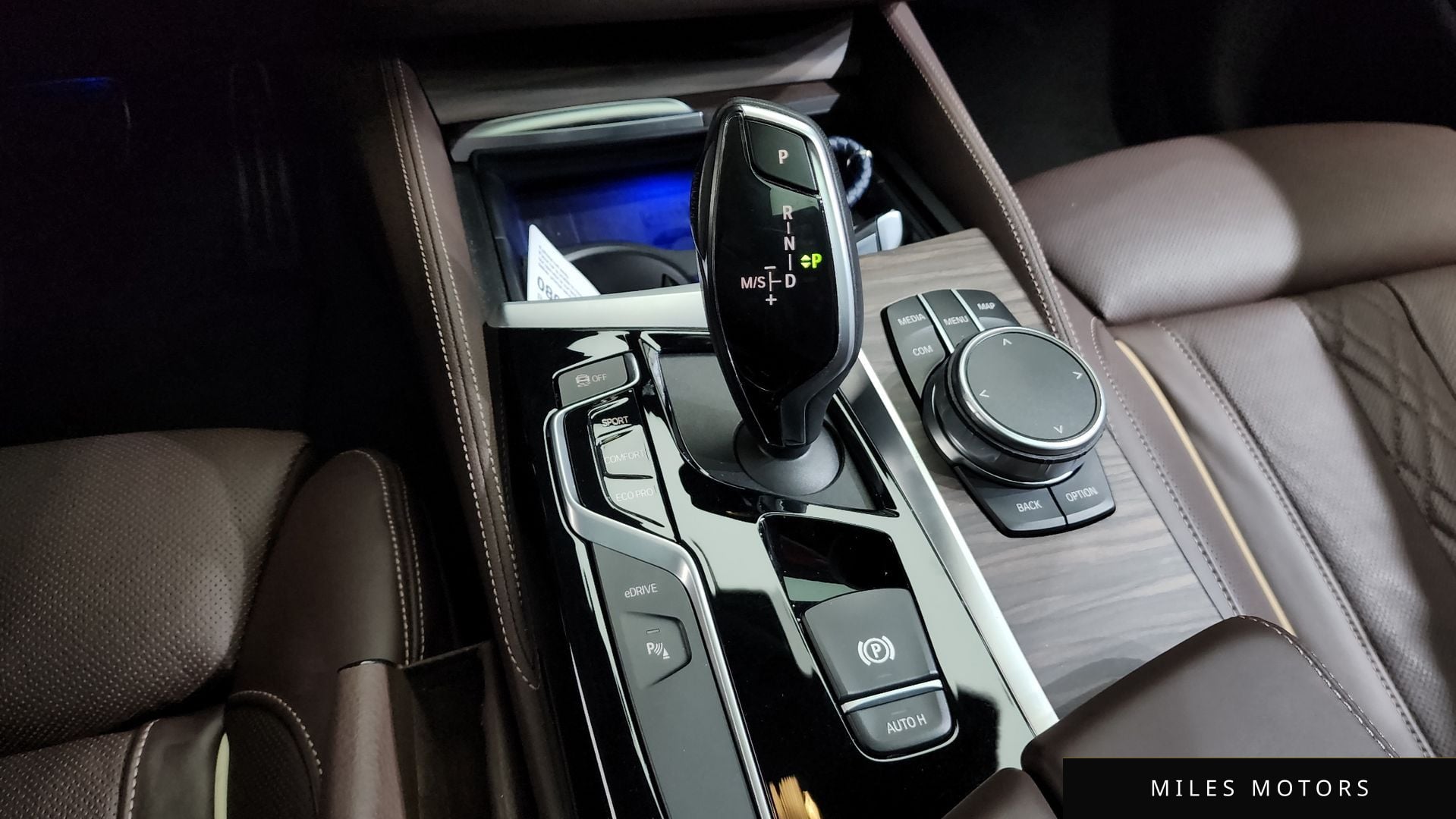 BMW 5 Series (G30) 2020 — миниатюра 12
