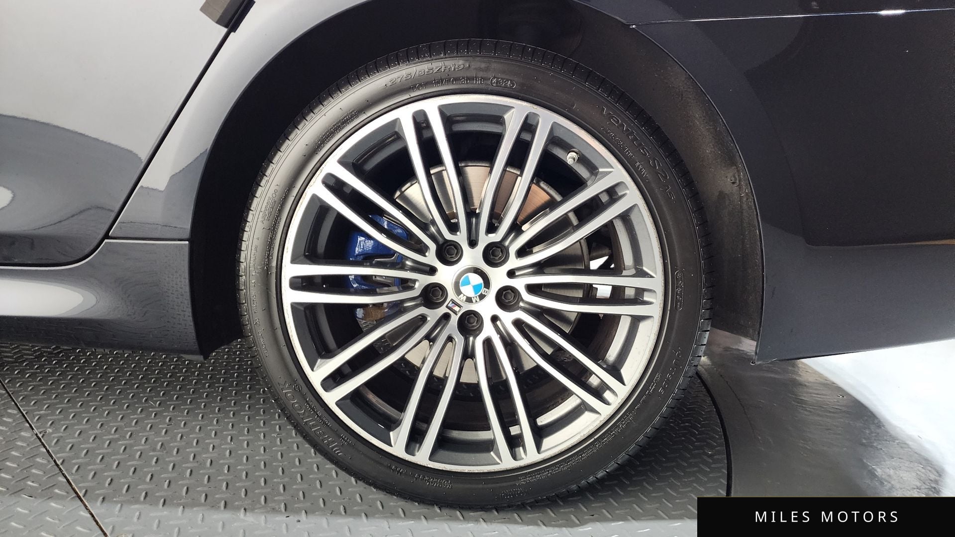 BMW 5 Series (G30) 2020 — миниатюра 7