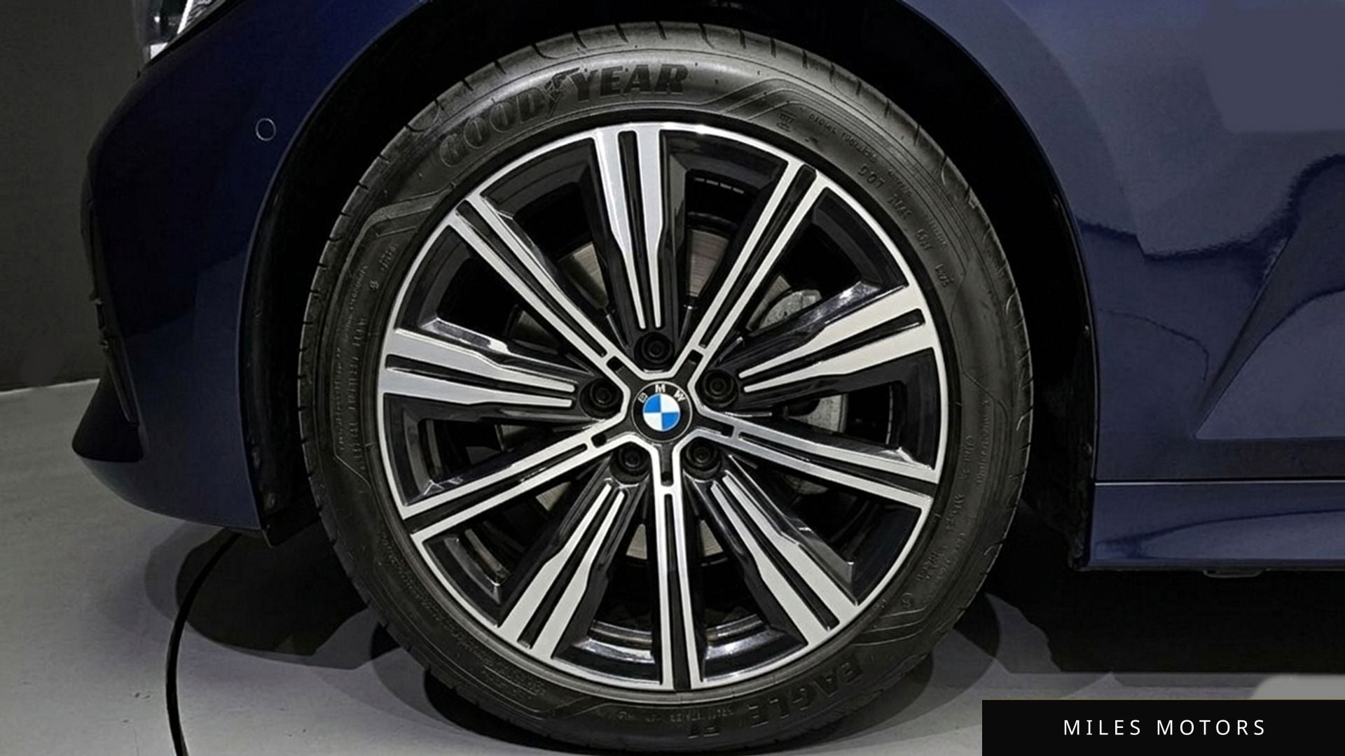 BMW 3 Series (G20) 2025 — миниатюра 5