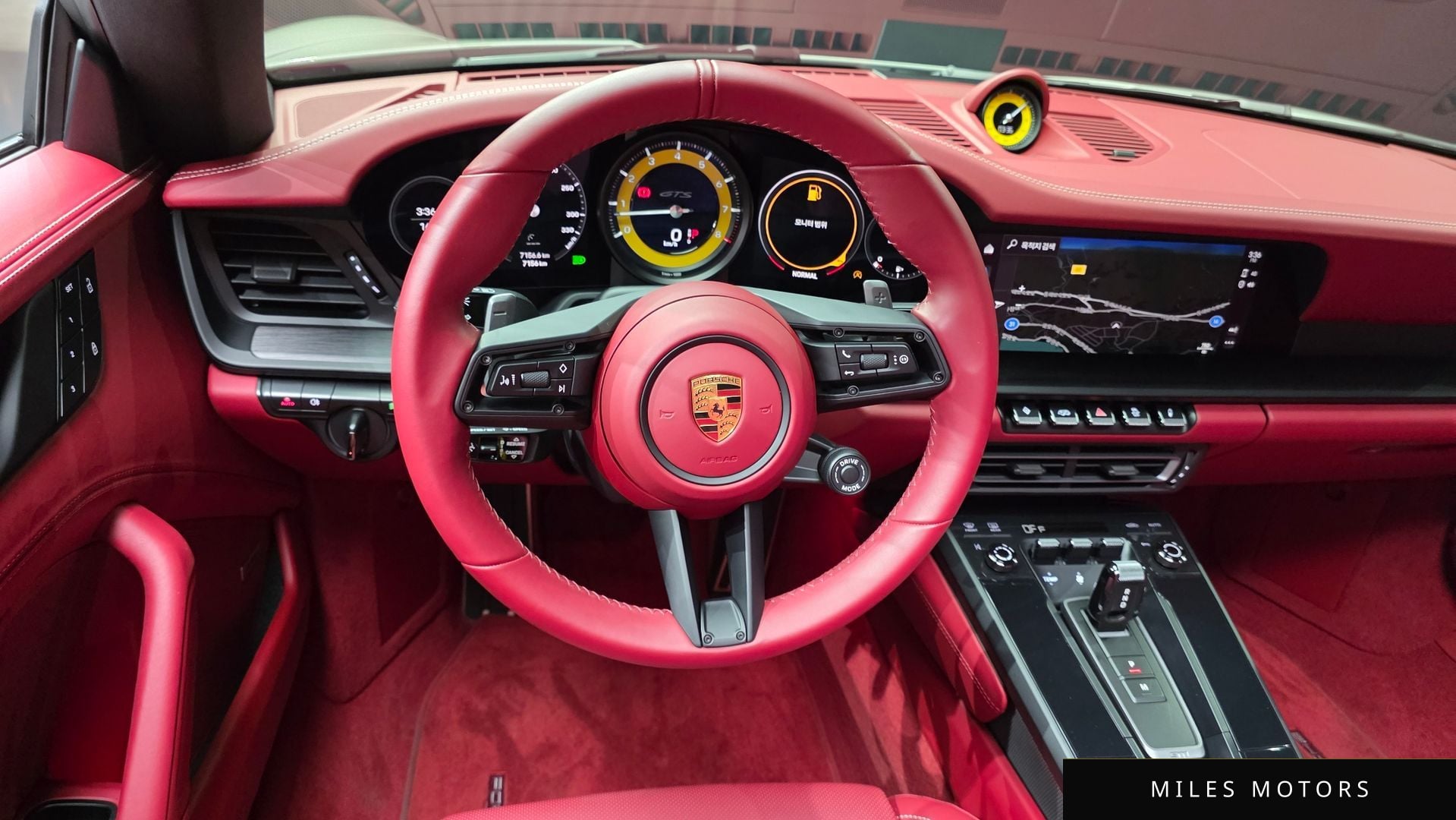 Porsche 911 (992) 2022 — миниатюра 18
