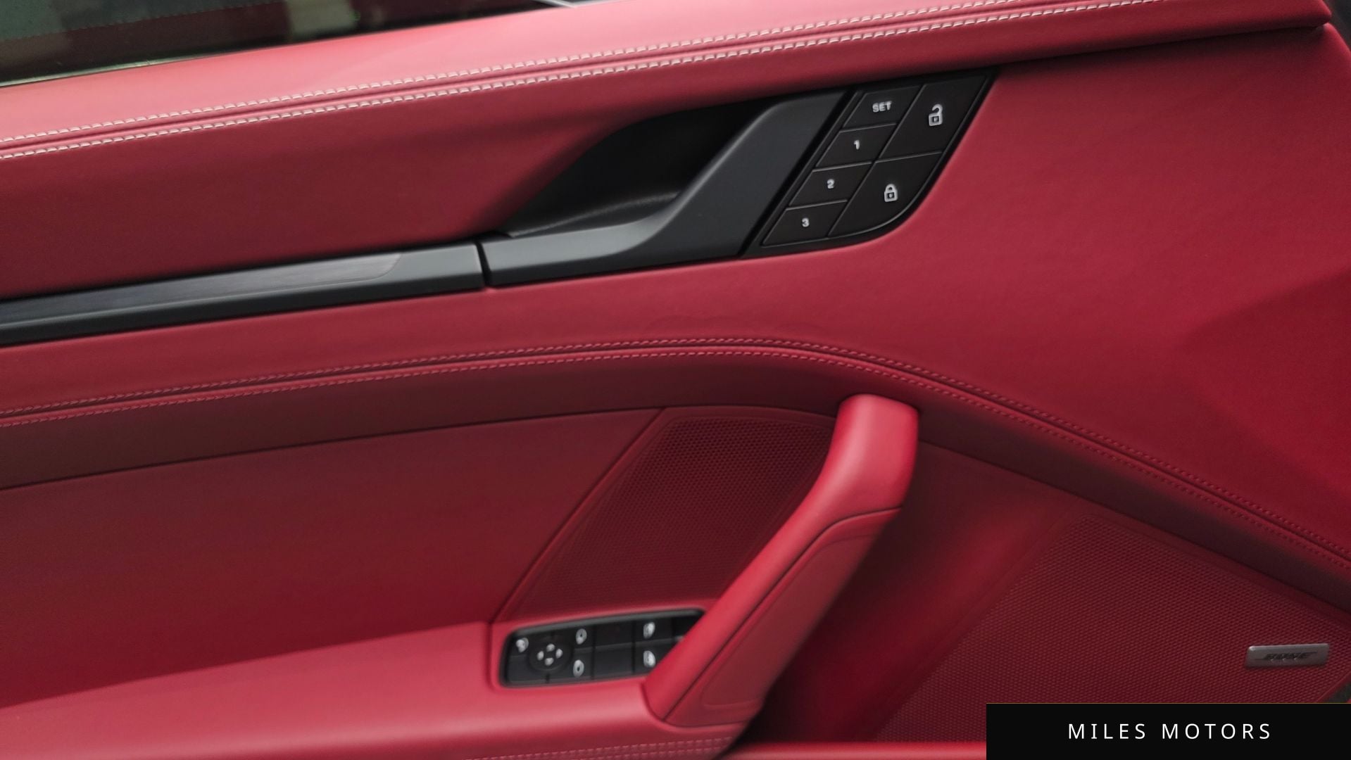 Porsche 911 (992) 2022 — миниатюра 25
