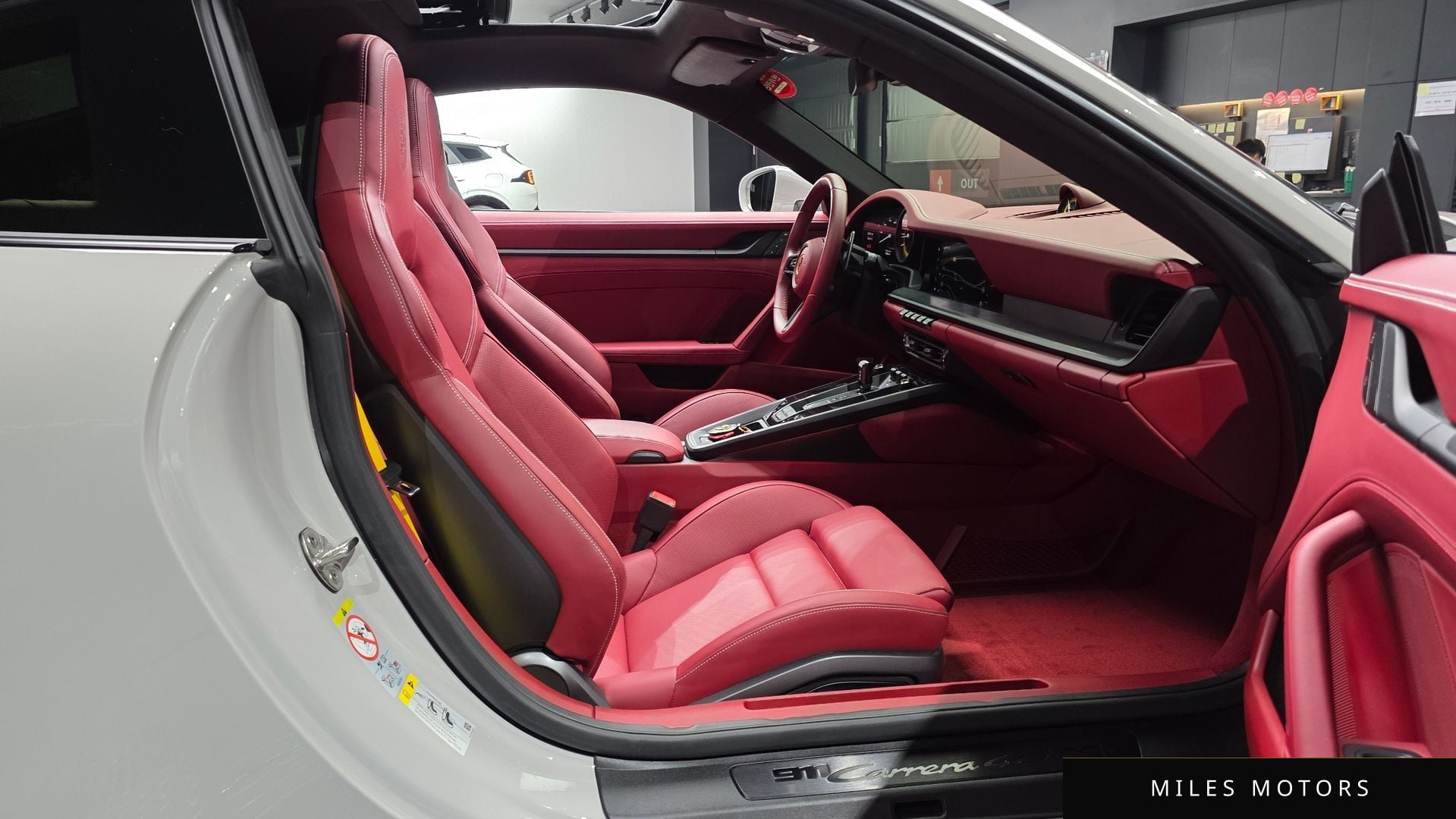 Porsche 911 (992) 2022 — миниатюра 16