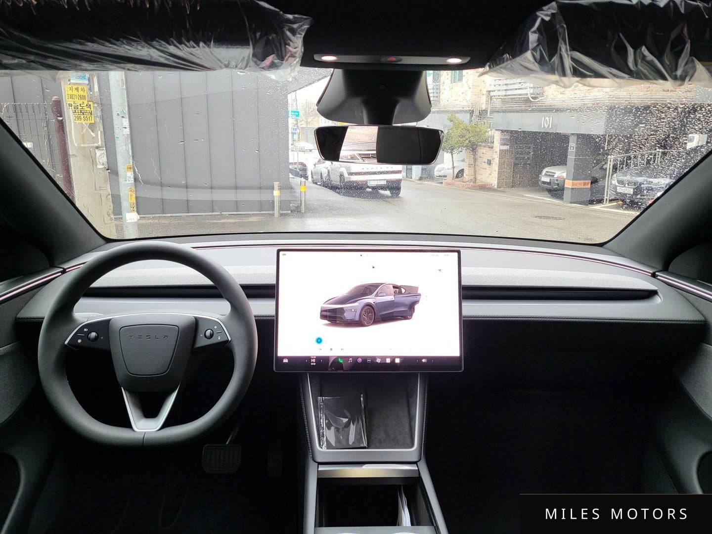 Tesla Model Y 2026 — миниатюра 4
