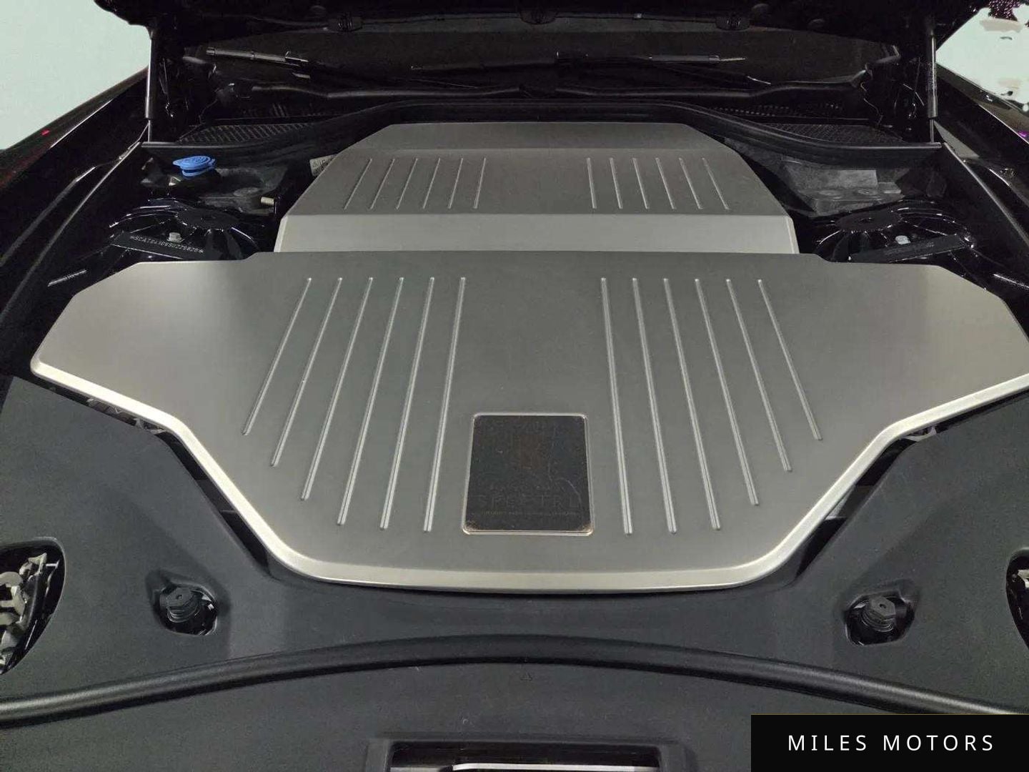 Rolls-Royce Spectre 2025 — миниатюра 11