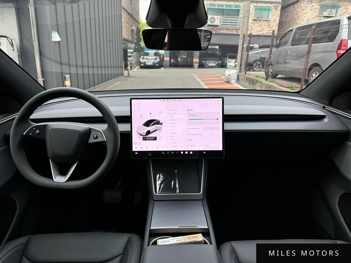 Tesla Model Y 2026 — миниатюра 4