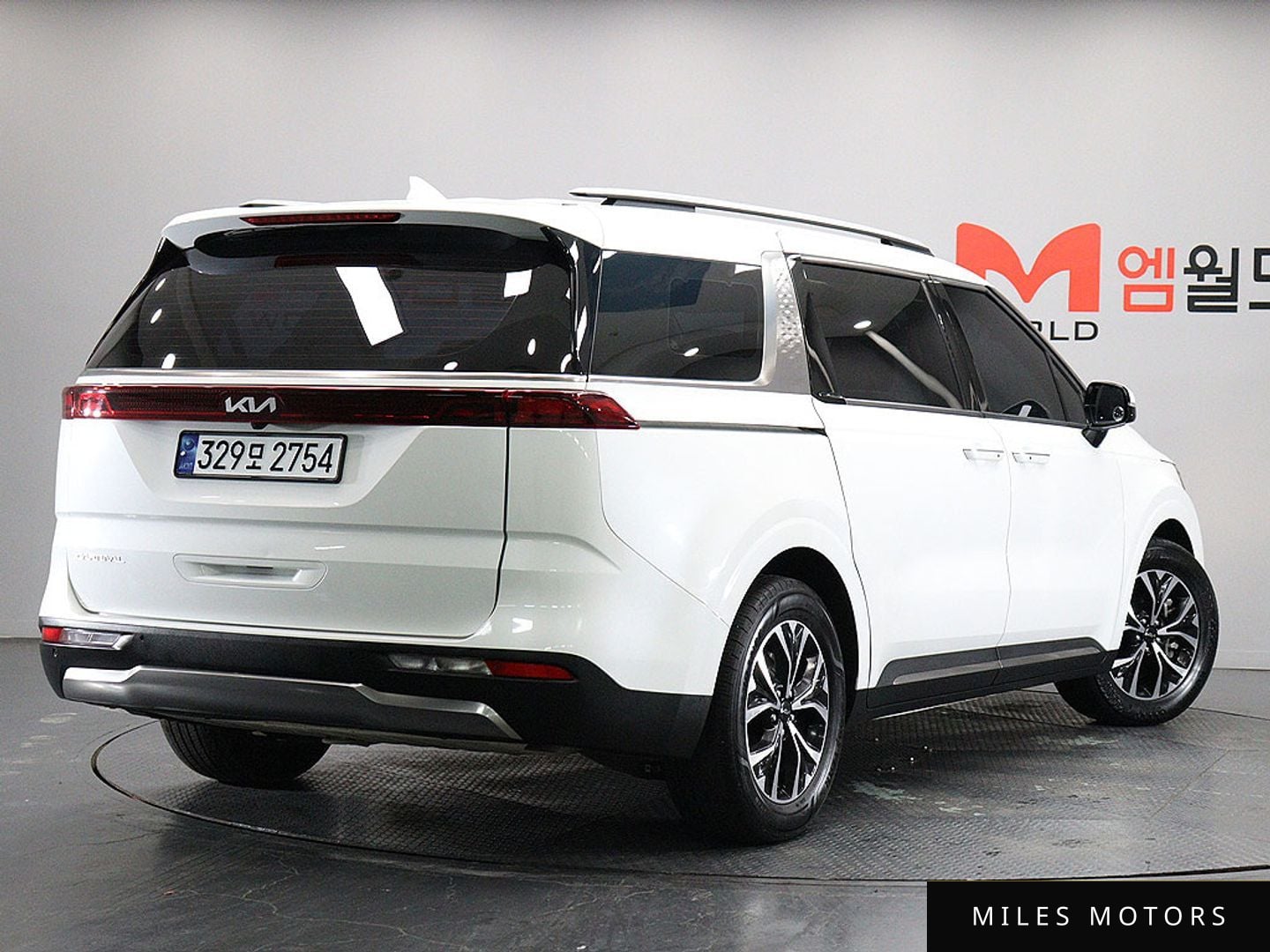 Kia Carnival 2023 — миниатюра 3
