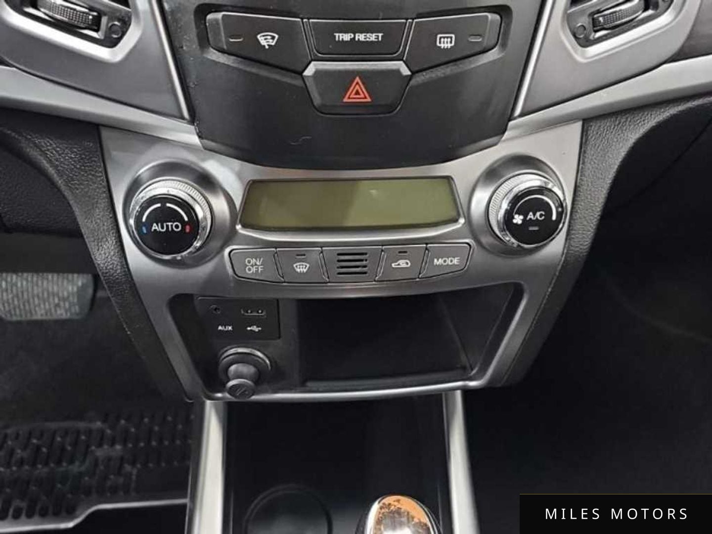 KG Mobility KORANDO 2015 — миниатюра 10