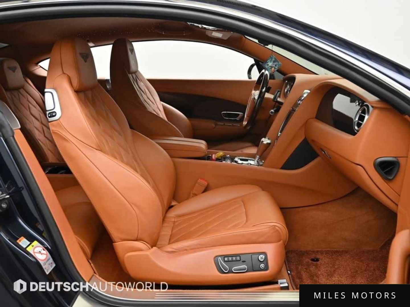 Bentley 컨티넨탈 GT 2012 — миниатюра 11
