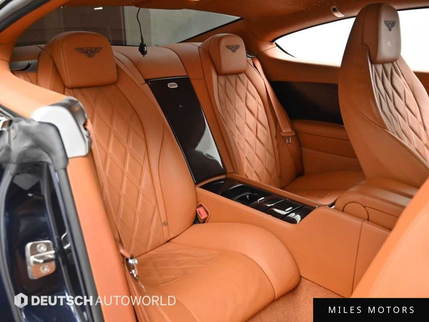 Bentley 컨티넨탈 GT 2012 — миниатюра 13