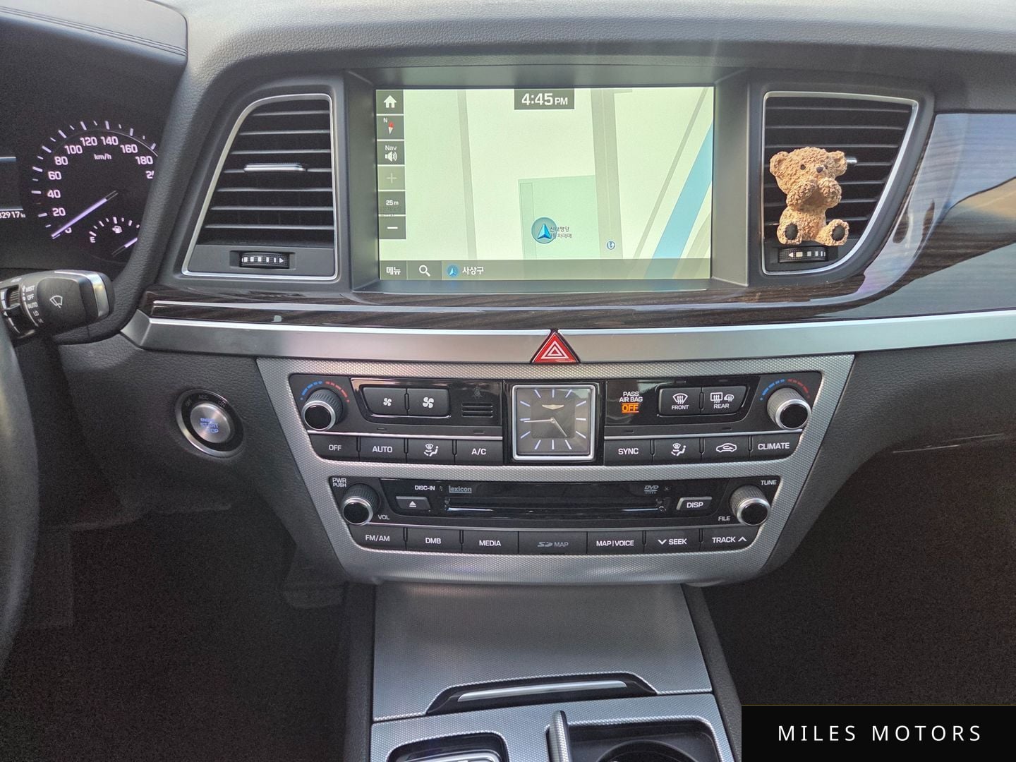 Genesis G80 2018 — миниатюра 10