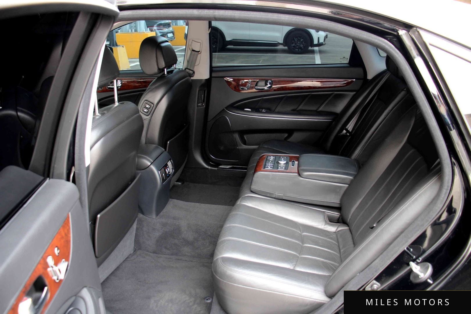 Hyundai 에쿠스(신형) 2010 — миниатюра 17