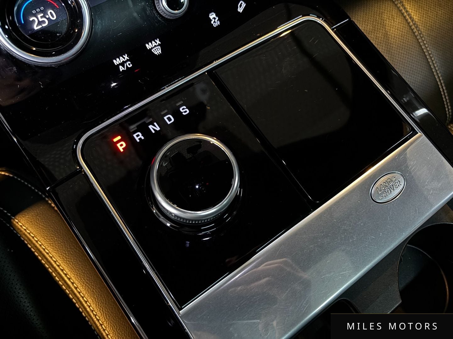 Land Rover Range Rover Velar 2020 — миниатюра 9