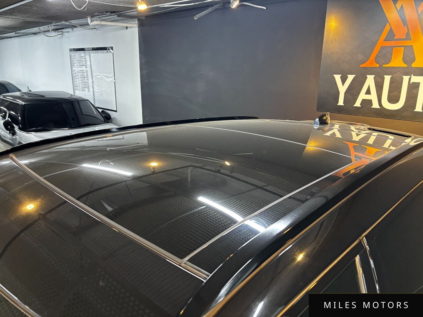 Land Rover Range Rover Velar 2020 — миниатюра 16