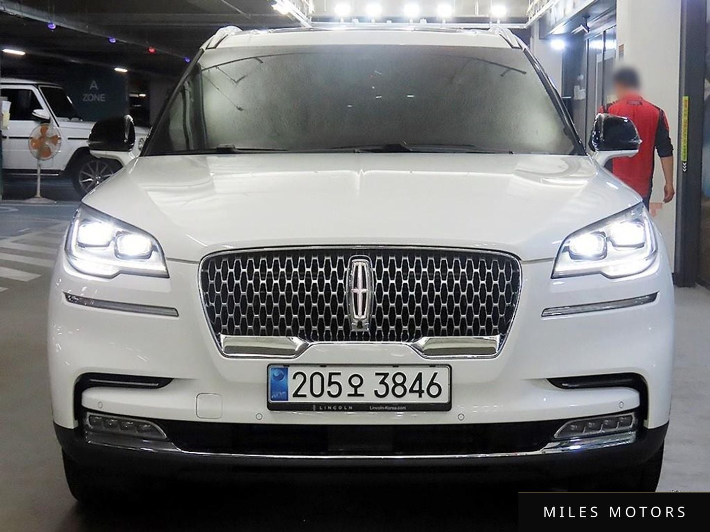 Lincoln Aviator 2023 — миниатюра 2