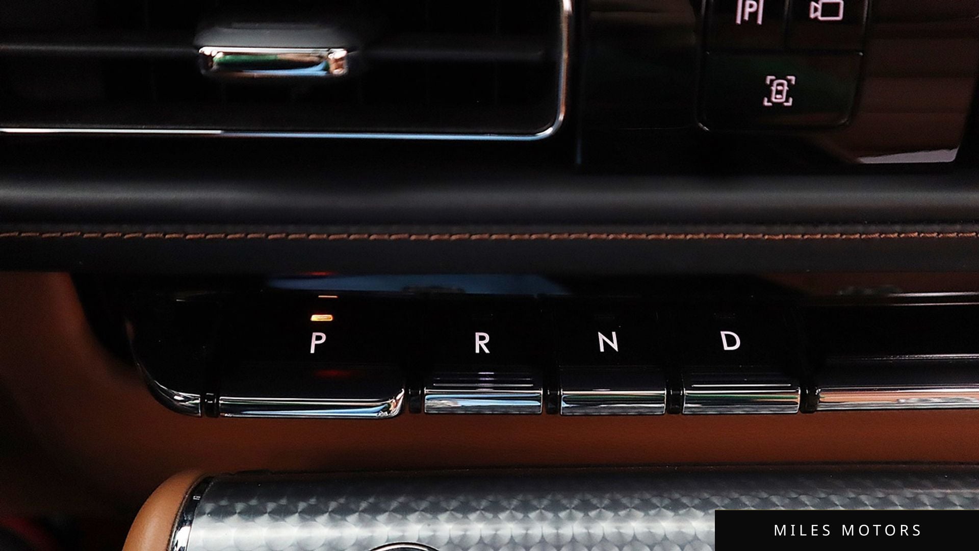 Lincoln 에비에이터 2021 — миниатюра 15