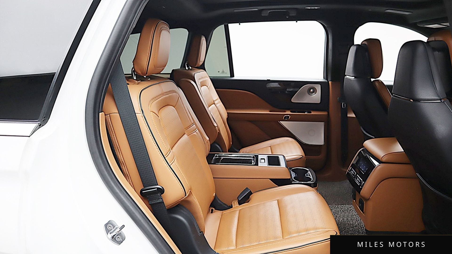 Lincoln 에비에이터 2021 — миниатюра 19