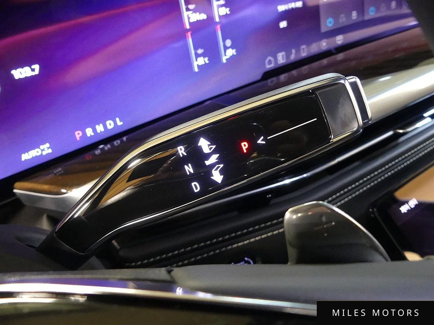 Cadillac Escalade 2025 — миниатюра 7