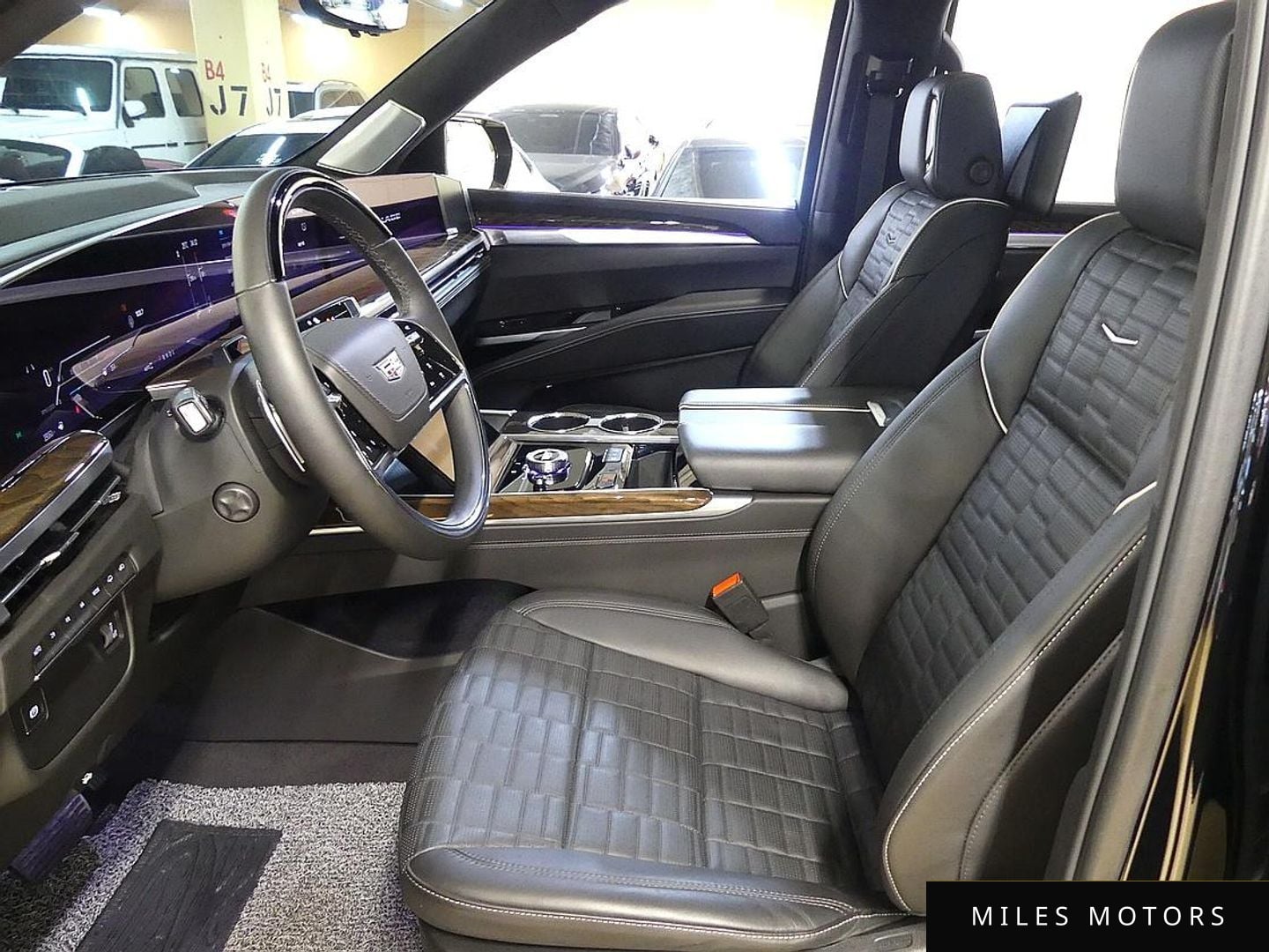 Cadillac Escalade 2025 — миниатюра 8