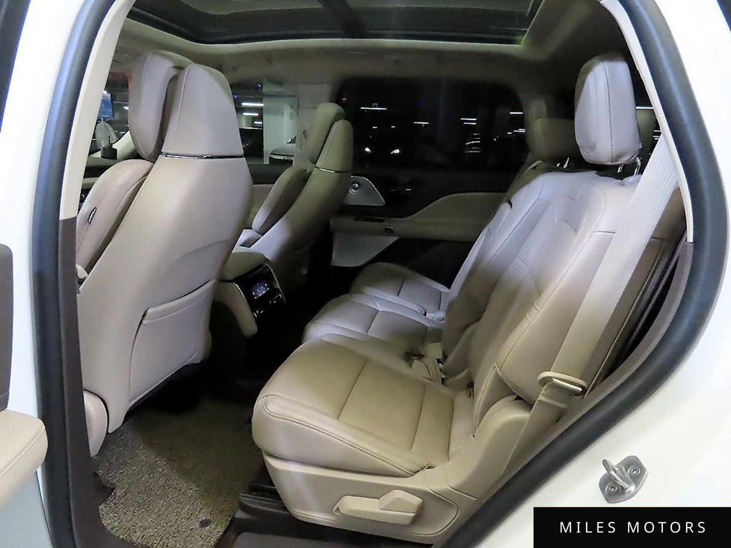 Lincoln Aviator 2021 — миниатюра 7