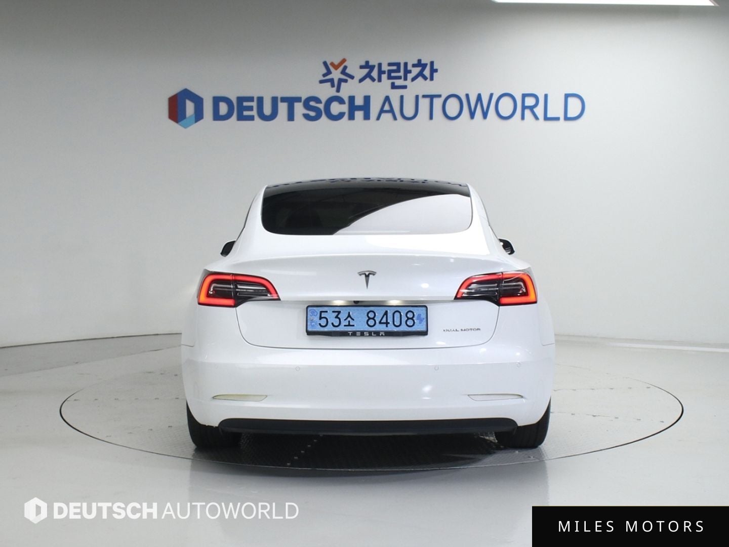 Tesla Model 3 2022 — миниатюра 5