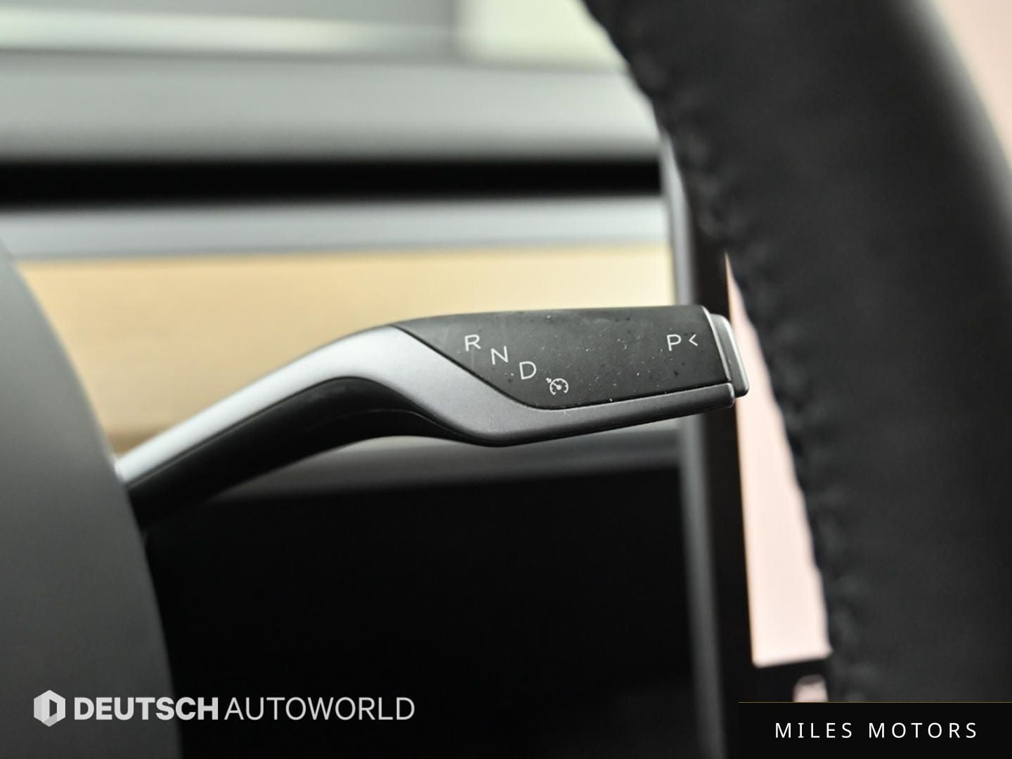 Tesla Model 3 2022 — миниатюра 13