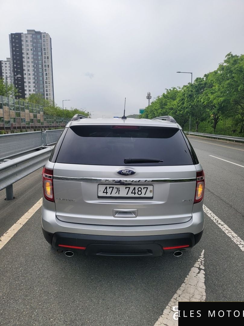 Ford Explorer 2014 — миниатюра 3