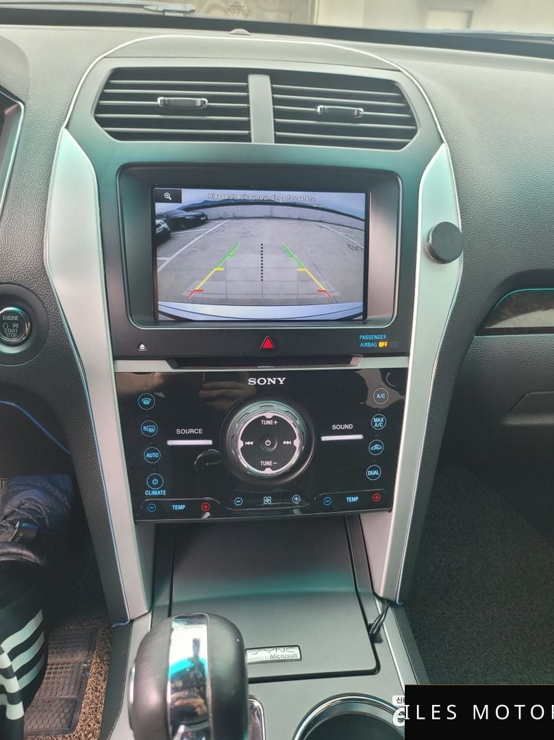 Ford Explorer 2014 — миниатюра 10
