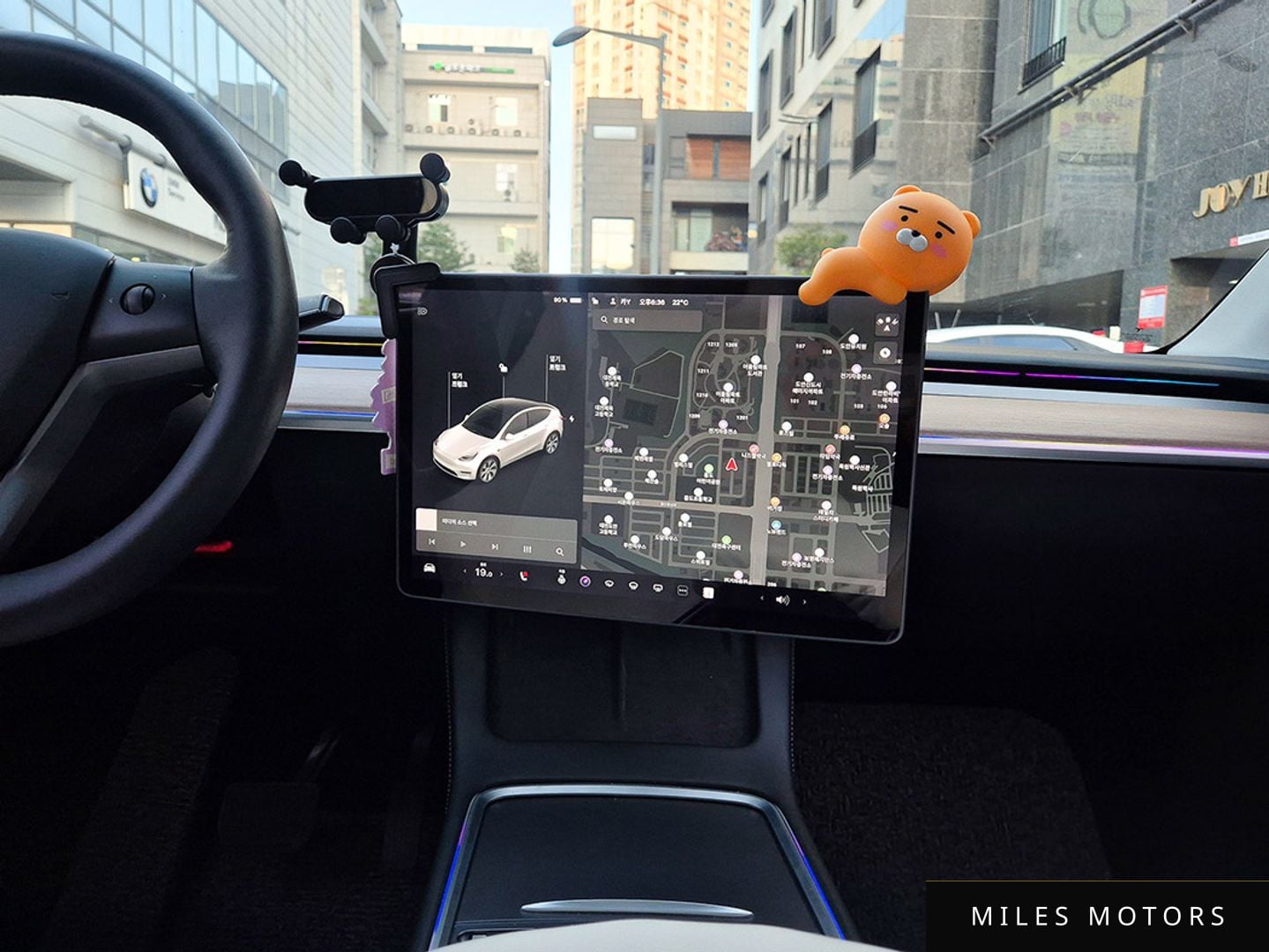 Tesla Model Y 2021 — миниатюра 6