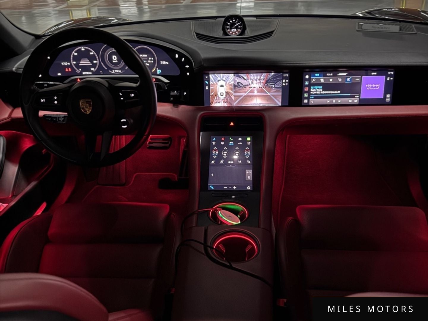 Porsche Taycan 2021 — миниатюра 11