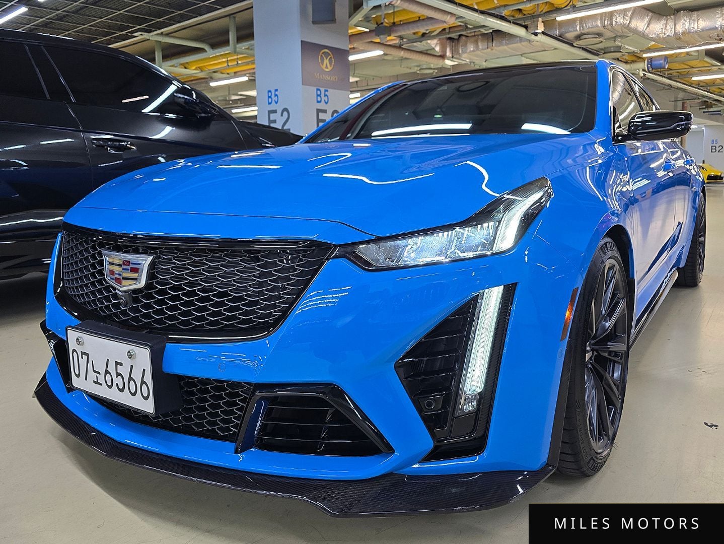 Cadillac CT5-V 2022 — миниатюра 3