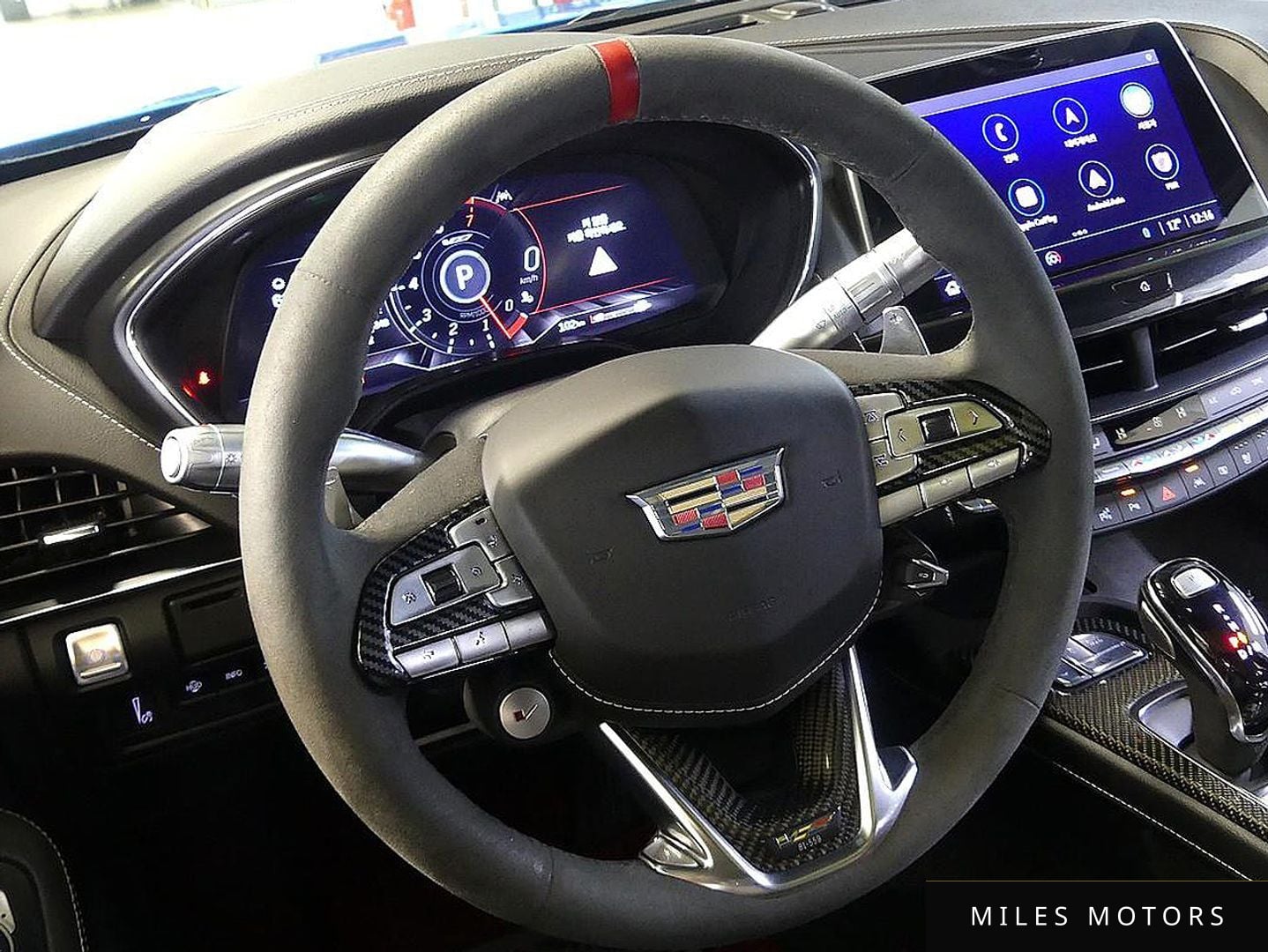 Cadillac CT5-V 2022 — миниатюра 9