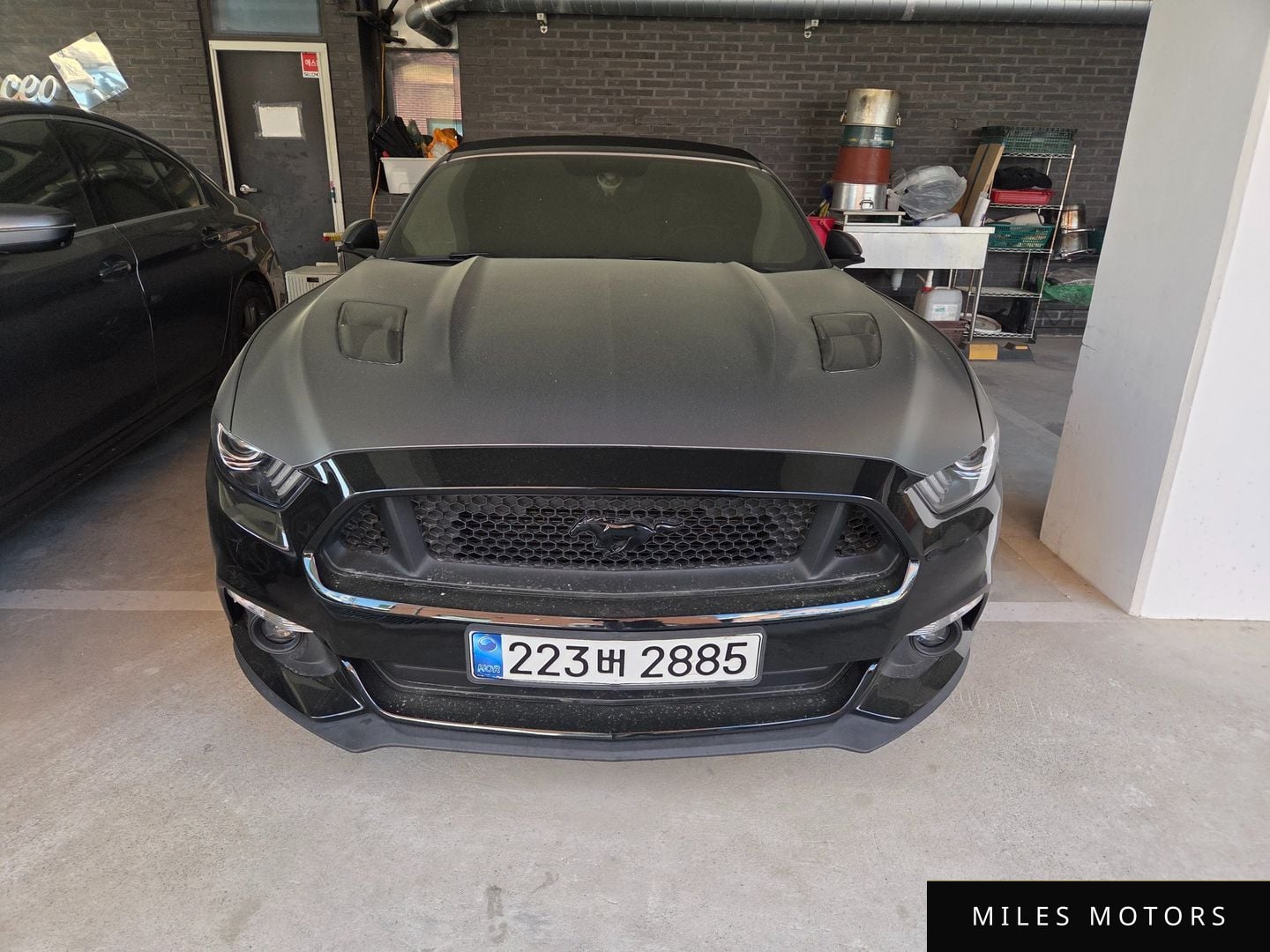 Ford Mustang 2017 — фото 1 из 9