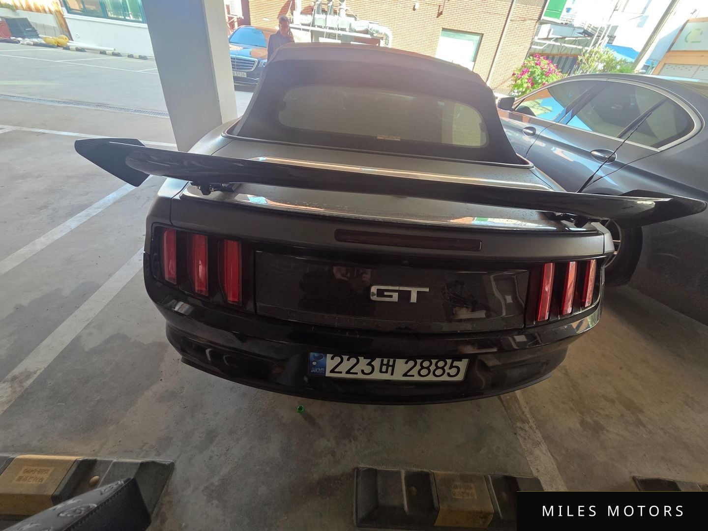 Ford Mustang 2017 — миниатюра 3
