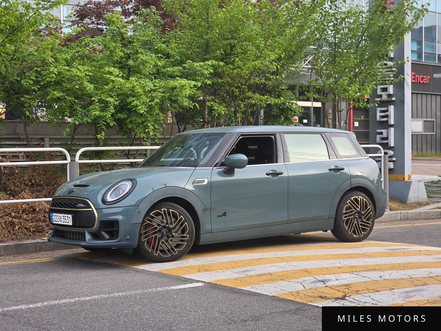 MINI Clubman 2023 — миниатюра 2