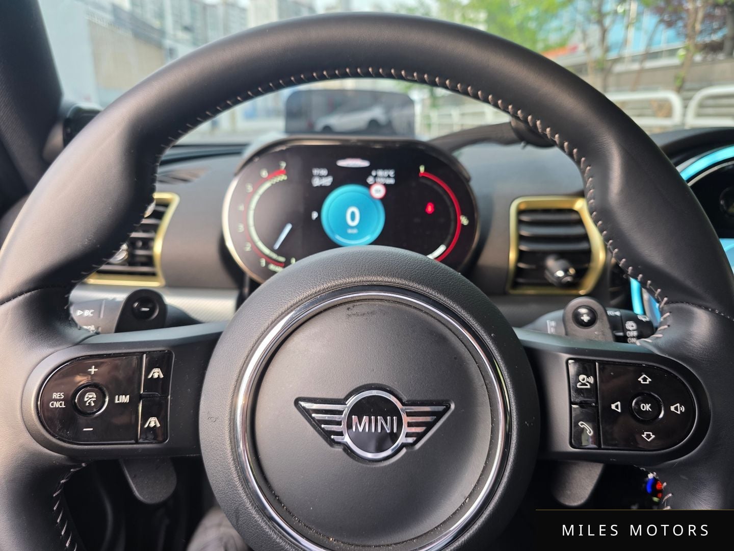 MINI Clubman 2023 — миниатюра 8