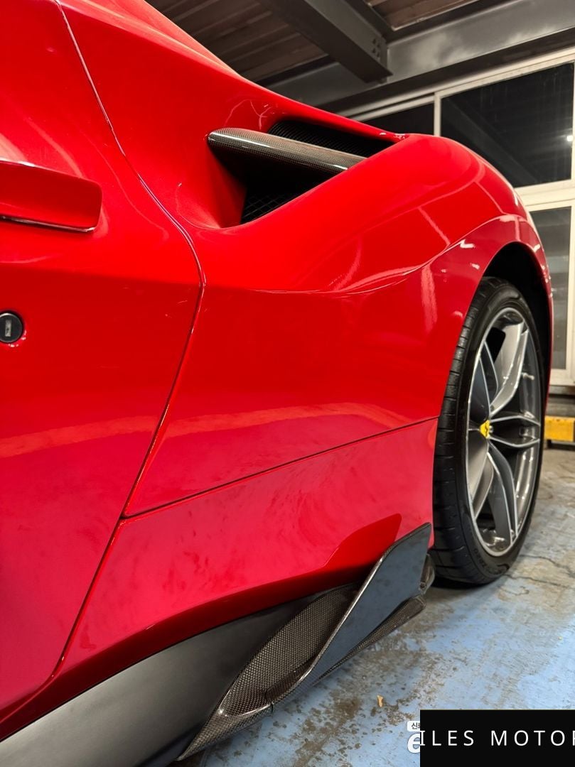 Ferrari 488 스파이더 2017 — миниатюра 8