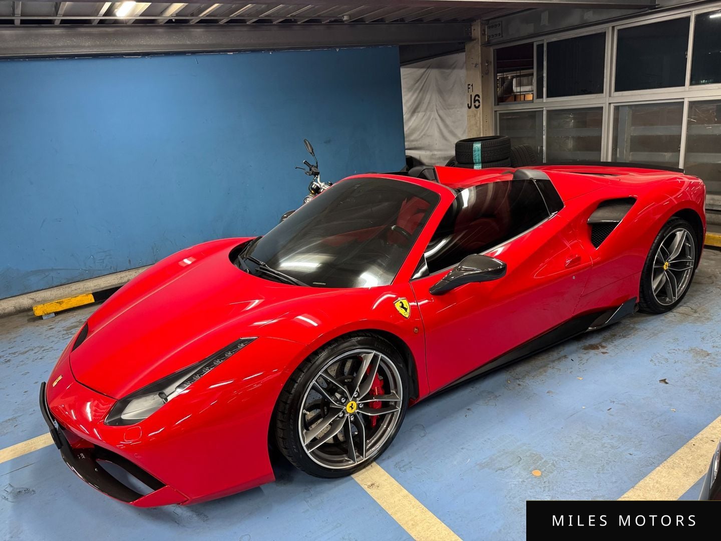 Ferrari 488 스파이더 2017 — миниатюра 16