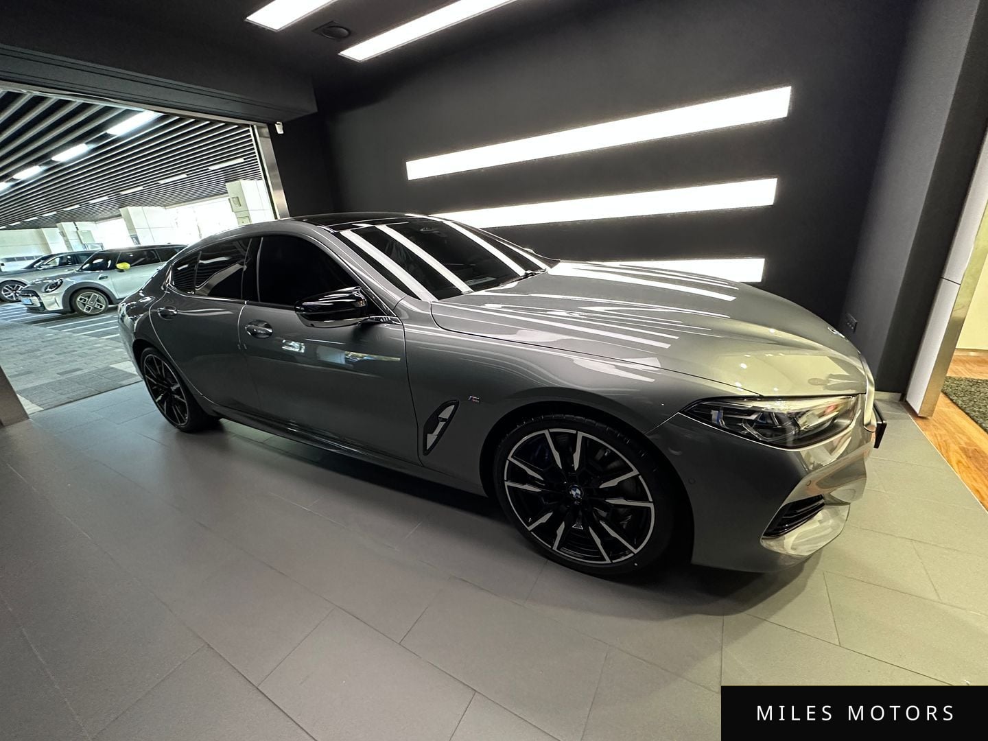 BMW 8 Series (G15) 2024 — миниатюра 7