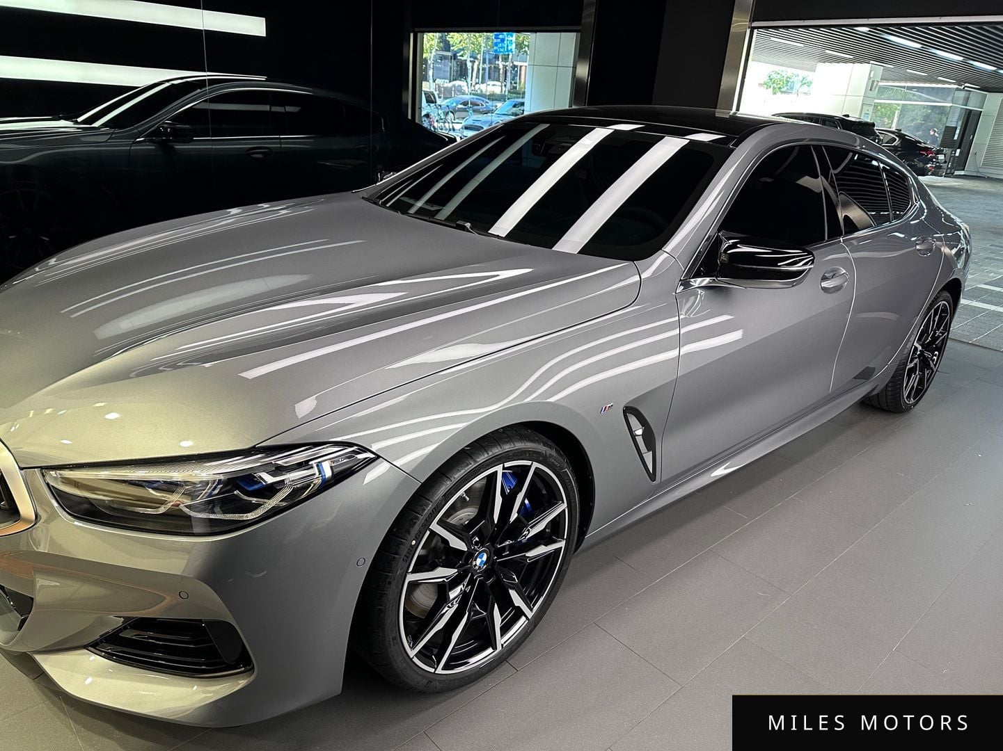 BMW 8 Series (G15) 2024 — миниатюра 8
