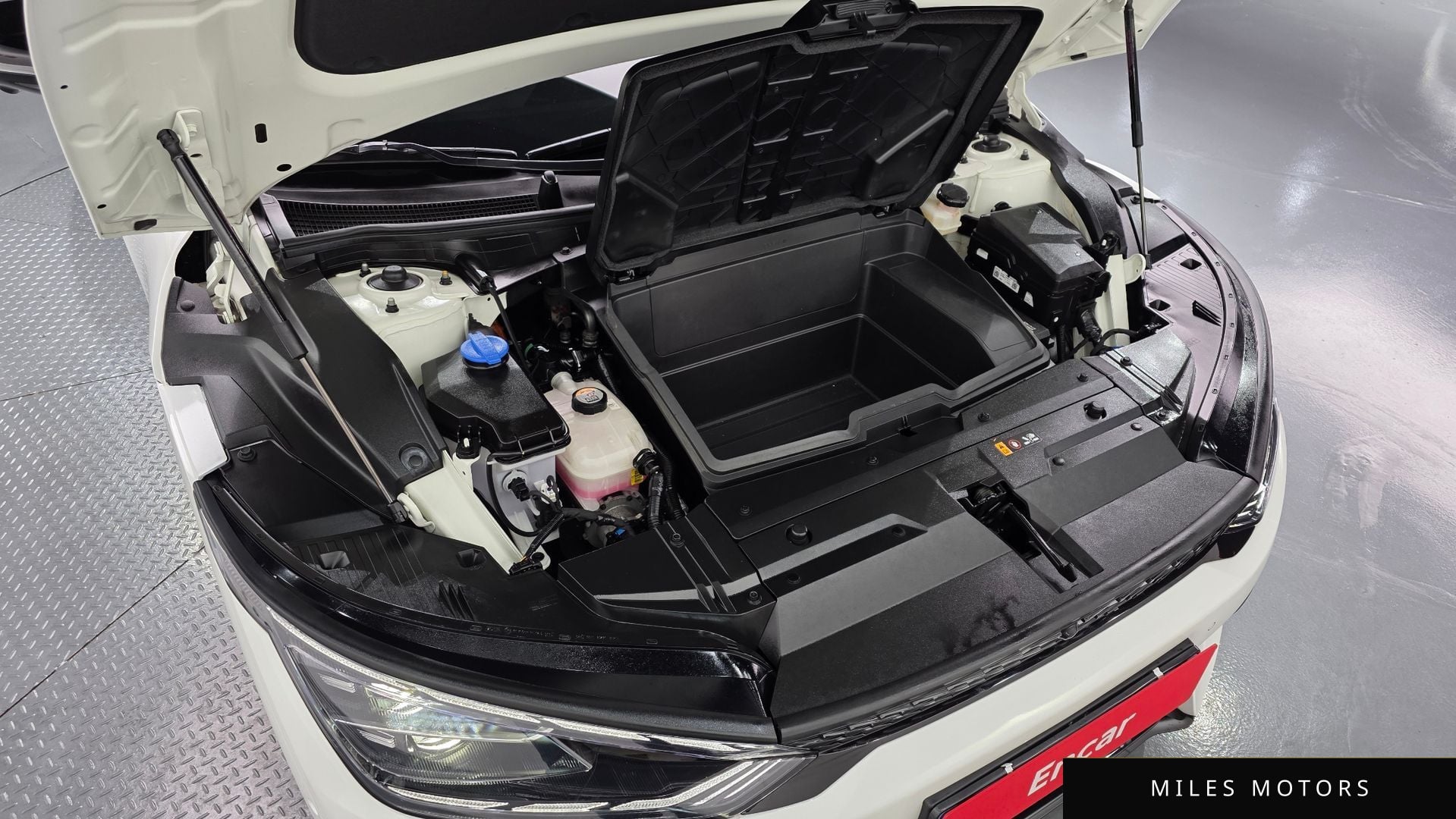Kia EV6 2023 — миниатюра 6