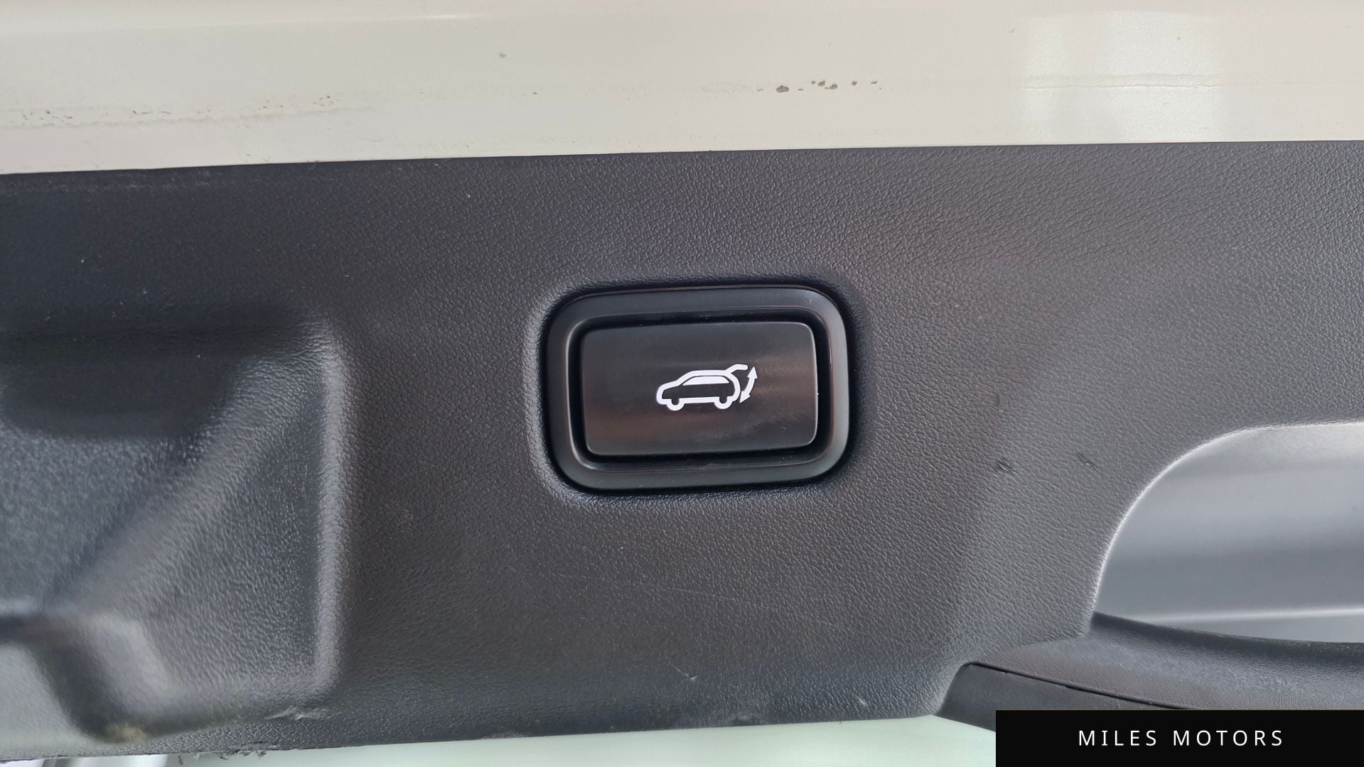 Kia EV6 2023 — миниатюра 22