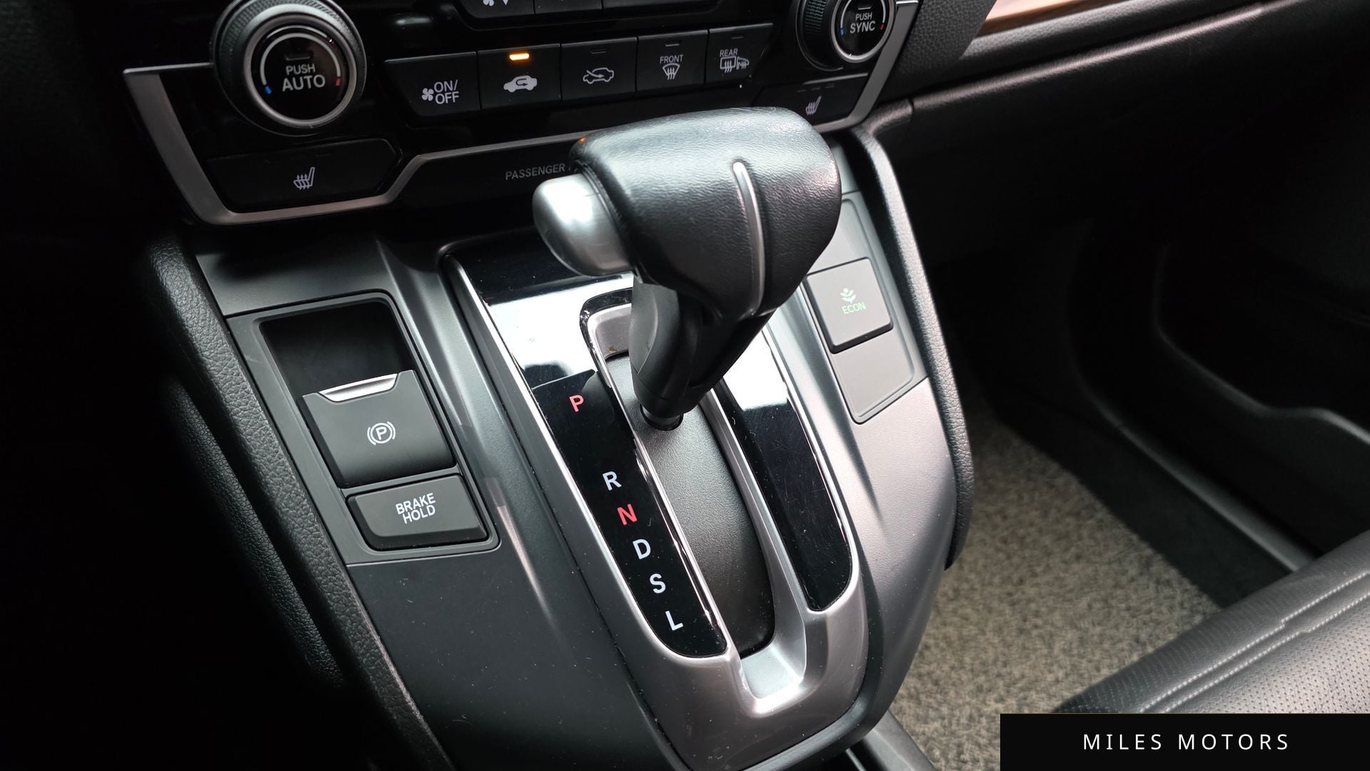 Honda CR-V 2019 — миниатюра 12